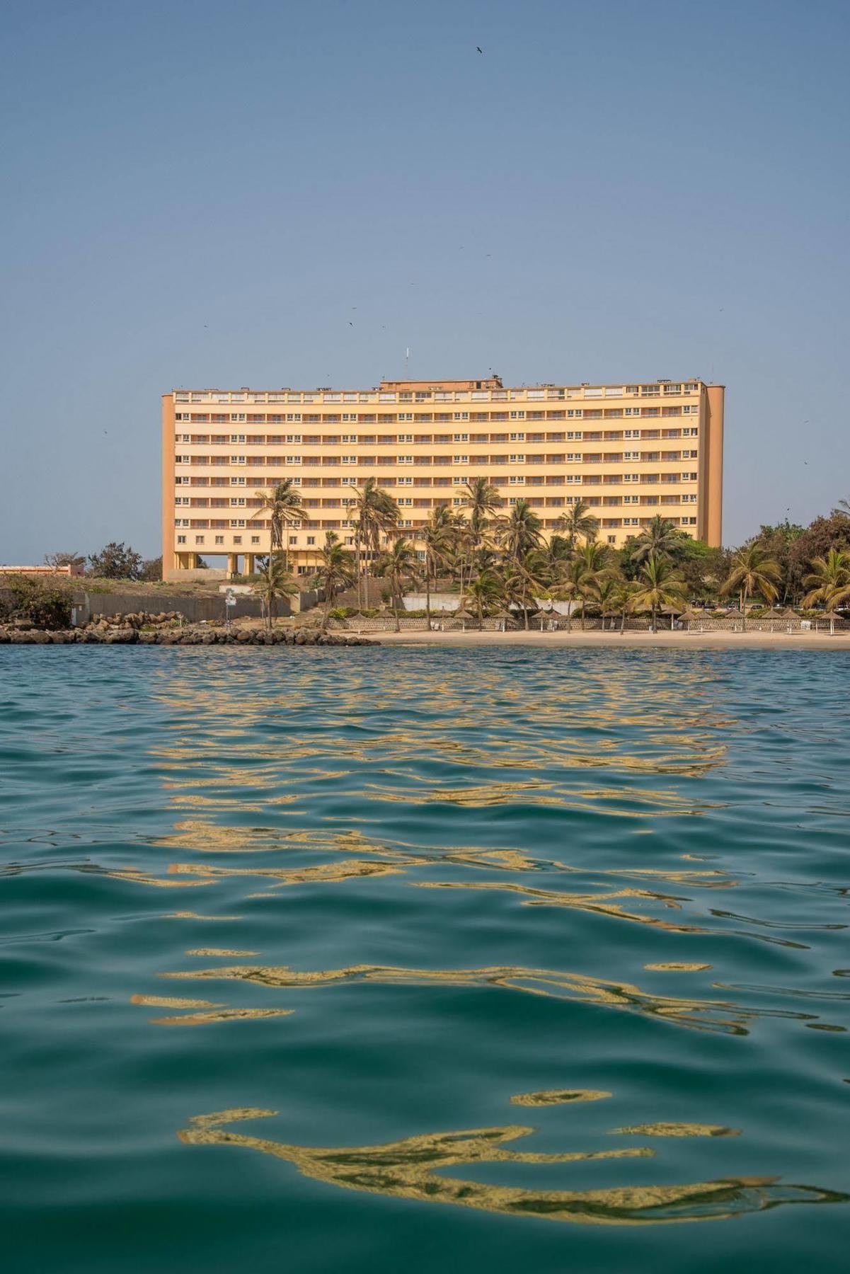Ngor Diarama Hotel ดาการ์ ภายนอก รูปภาพ